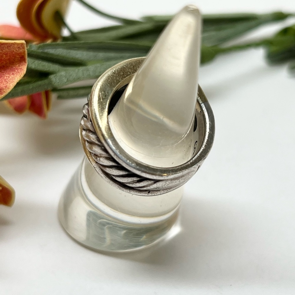 David Yurman Thoroughbred Cable Ring .925/14K Gold - Picture 4 of 9